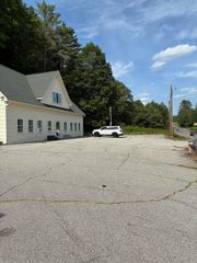 438 New Hampshire Route 104, New Hampton, NH 03256