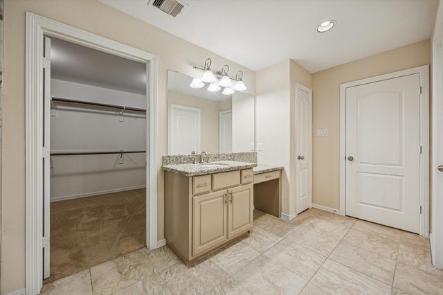 1113 Peden Street B, Houston, TX 77006