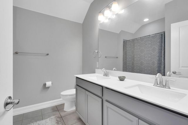 1001 Twisting Ridge Terrace, Fort Worth, TX 76052