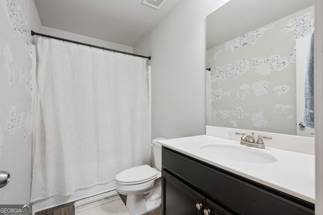 637 Cardigan Drive, Hoschton, GA 30548
