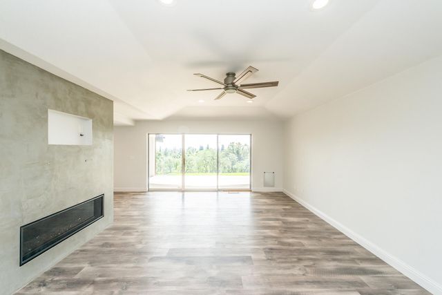 366 River Park Drive, Redding, CA 96003