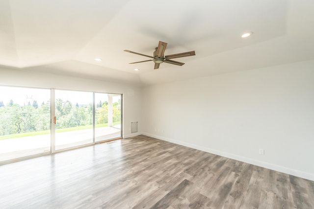 366 River Park Drive, Redding, CA 96003