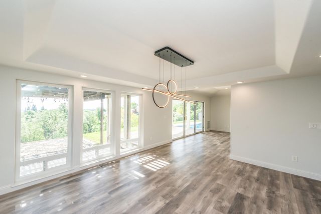 366 River Park Drive, Redding, CA 96003