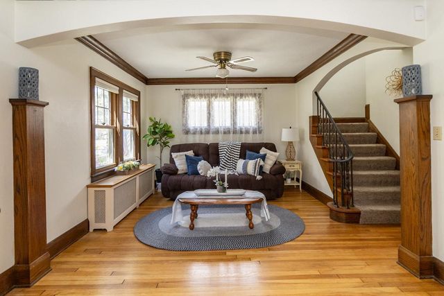 1424 Edgerton Street, Saint Paul, MN 55101