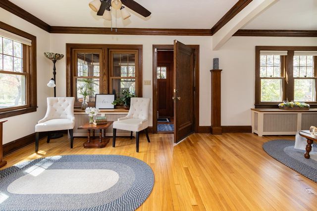 1424 Edgerton Street, Saint Paul, MN 55101
