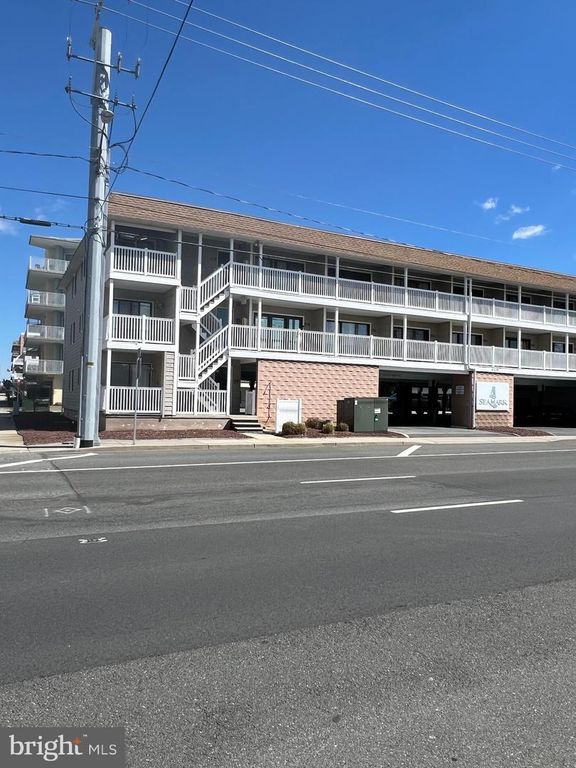 Image 1 of property listing at 6308 COASTAL HWY #101, Ocean City, MD 21842