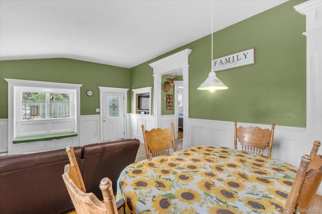 81 Lenore Lane, Farmingville, NY 11738