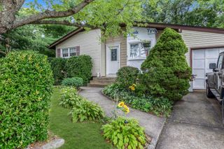 81 Lenore Lane, Farmingville, NY 11738