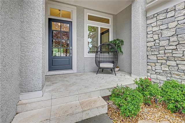 770 Suffolk Lane, Loch Lloyd, MO 64012