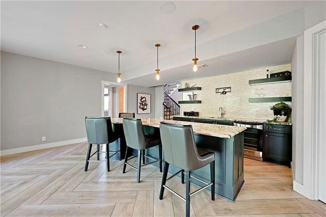 770 Suffolk Lane, Loch Lloyd, MO 64012