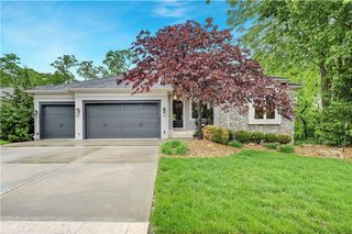 770 Suffolk Lane, Loch Lloyd, MO 64012
