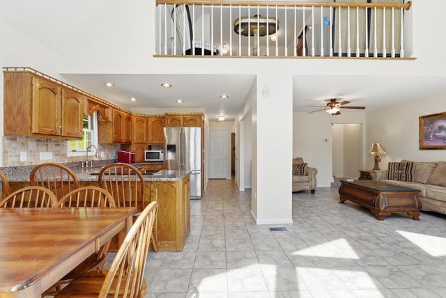 832 Cliffs Edge Road, East Bernstadt, KY 40729