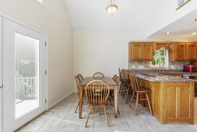 832 Cliffs Edge Road, East Bernstadt, KY 40729