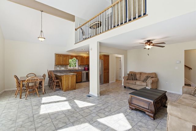 832 Cliffs Edge Road, East Bernstadt, KY 40729