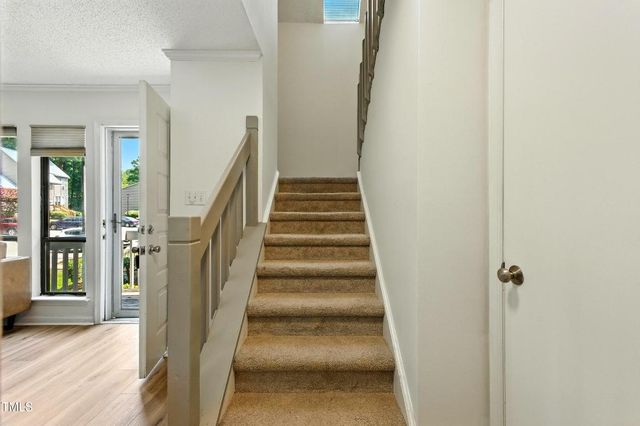 109 Virginia Place, Cary, NC 27513