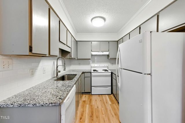 109 Virginia Place, Cary, NC 27513