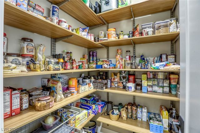 6570 Aurora View Street, Las Vegas, NV 89135