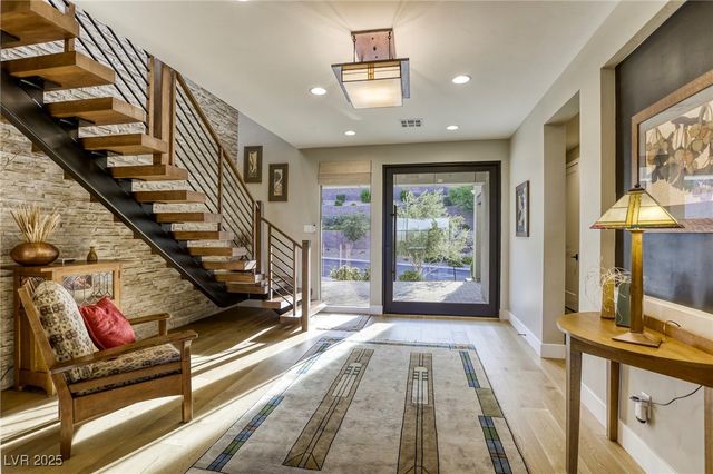 6570 Aurora View Street, Las Vegas, NV 89135