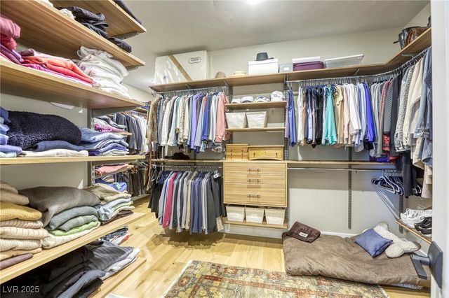 6570 Aurora View Street, Las Vegas, NV 89135