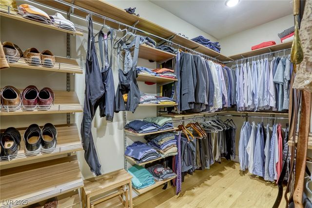 6570 Aurora View Street, Las Vegas, NV 89135