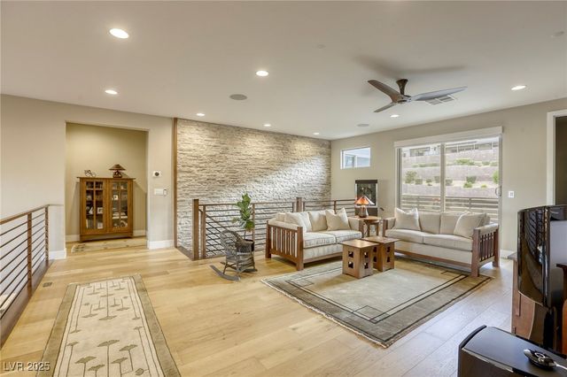 6570 Aurora View Street, Las Vegas, NV 89135