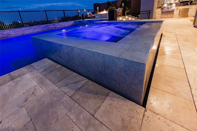 6570 Aurora View Street, Las Vegas, NV 89135