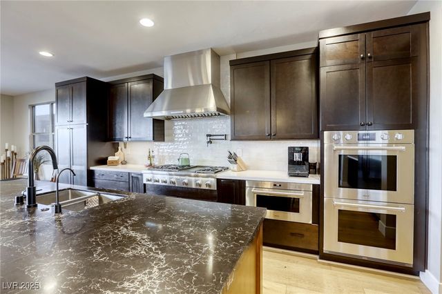 6570 Aurora View Street, Las Vegas, NV 89135