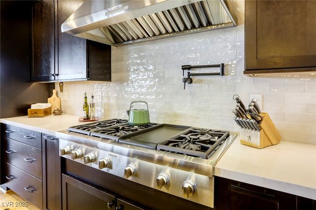 6570 Aurora View Street, Las Vegas, NV 89135