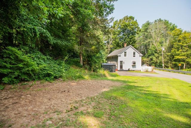 5 Sutcliffe Street, Brimfield, MA 01010