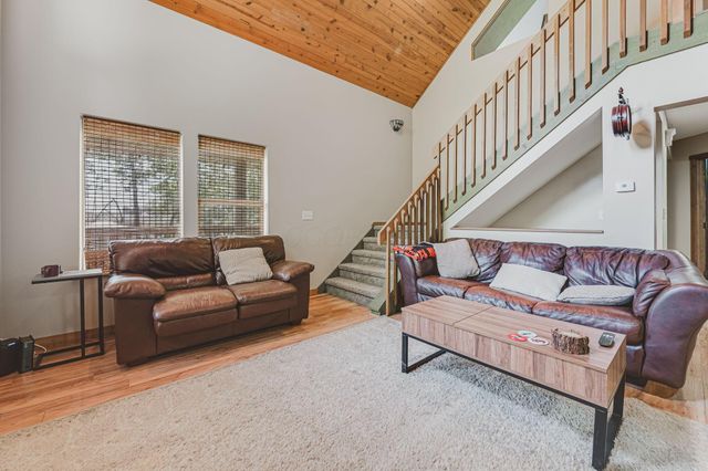 153 Lighthouse Lane, Buckeye Lake, OH 43008