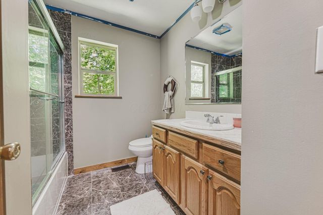 153 Lighthouse Lane, Buckeye Lake, OH 43008