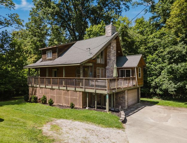 153 Lighthouse Lane, Buckeye Lake, OH 43008