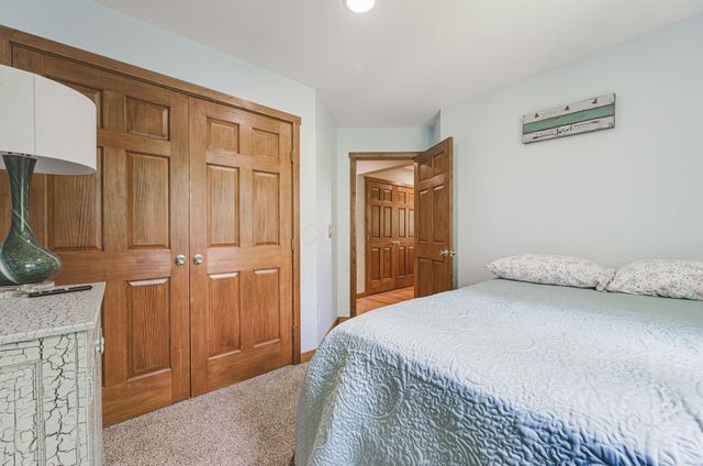 153 Lighthouse Lane, Buckeye Lake, OH 43008