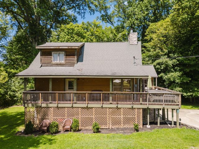 153 Lighthouse Lane, Buckeye Lake, OH 43008