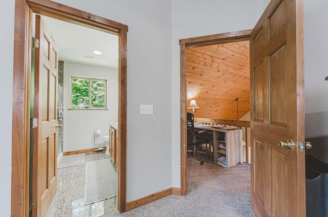 153 Lighthouse Lane, Buckeye Lake, OH 43008