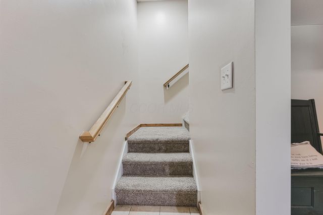 153 Lighthouse Lane, Buckeye Lake, OH 43008