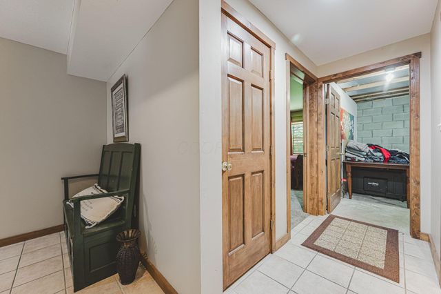 153 Lighthouse Lane, Buckeye Lake, OH 43008