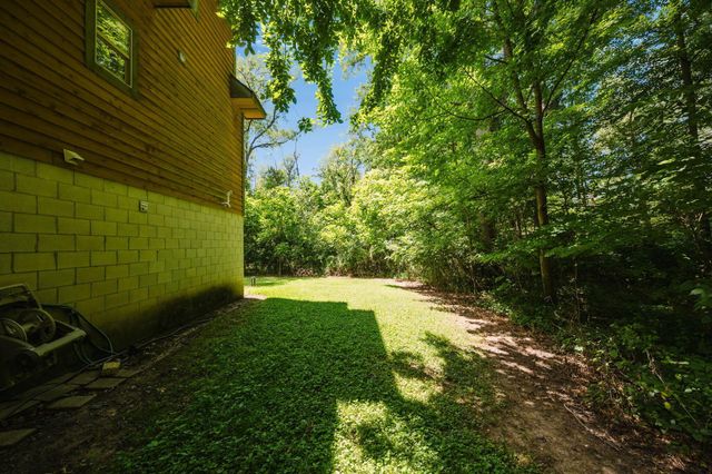 153 Lighthouse Lane, Buckeye Lake, OH 43008