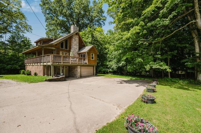 153 Lighthouse Lane, Buckeye Lake, OH 43008
