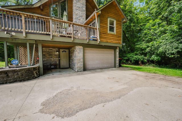 153 Lighthouse Lane, Buckeye Lake, OH 43008
