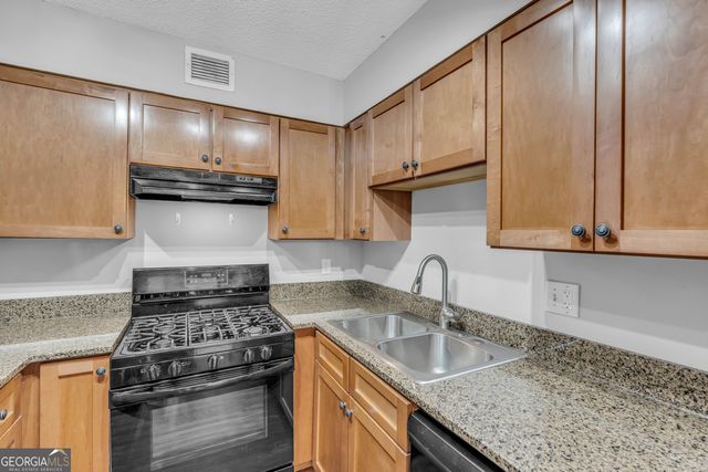 2479 Peachtree Road NE APT 506, Atlanta, GA 30305