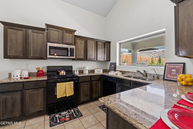 11228 Cielo Claro Street, El Paso, TX 79927