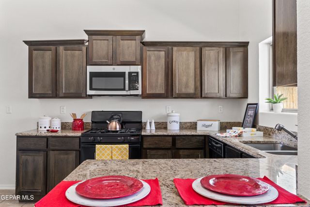 11228 Cielo Claro Street, El Paso, TX 79927
