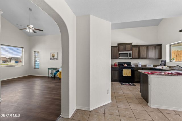 11228 Cielo Claro Street, El Paso, TX 79927
