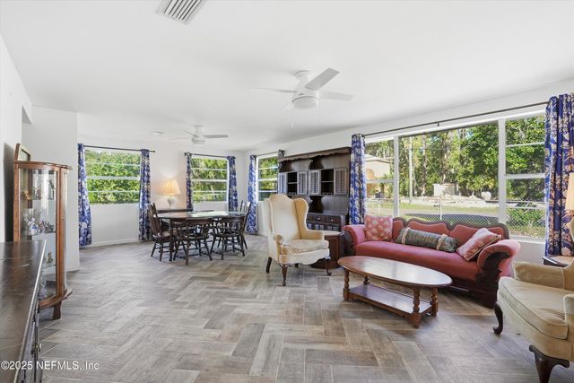 11558 RAFT Road, Jacksonville, FL 32218