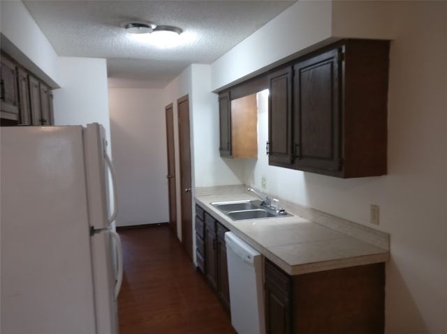 3143 N Old Missouri Road, Fayetteville, AR 72703