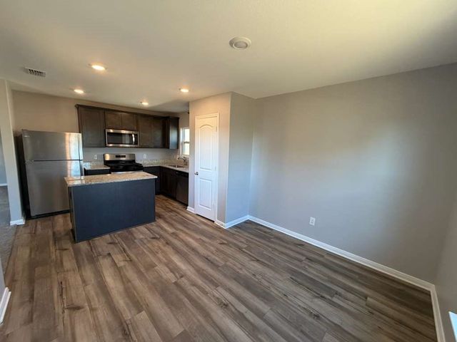 8008 RAVALLI, Ponder, TX 76259