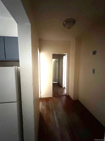 2156 Cruger Avenue 3L, Bronx, NY 10462