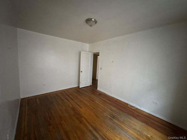 2156 Cruger Avenue 3L, Bronx, NY 10462