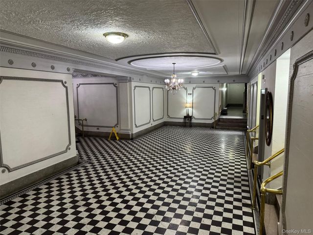 2156 Cruger Avenue 3L, Bronx, NY 10462